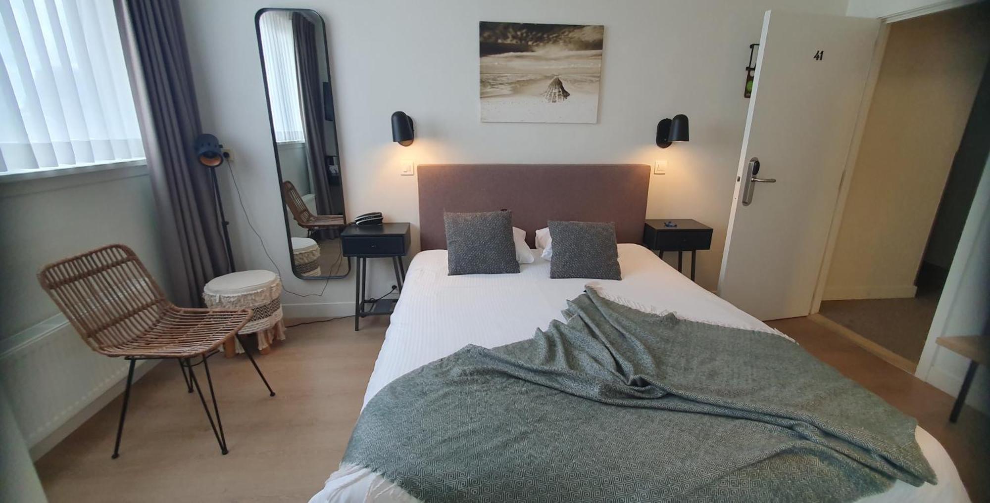 Hotel Du Bassin أوستيند المظهر الخارجي الصورة