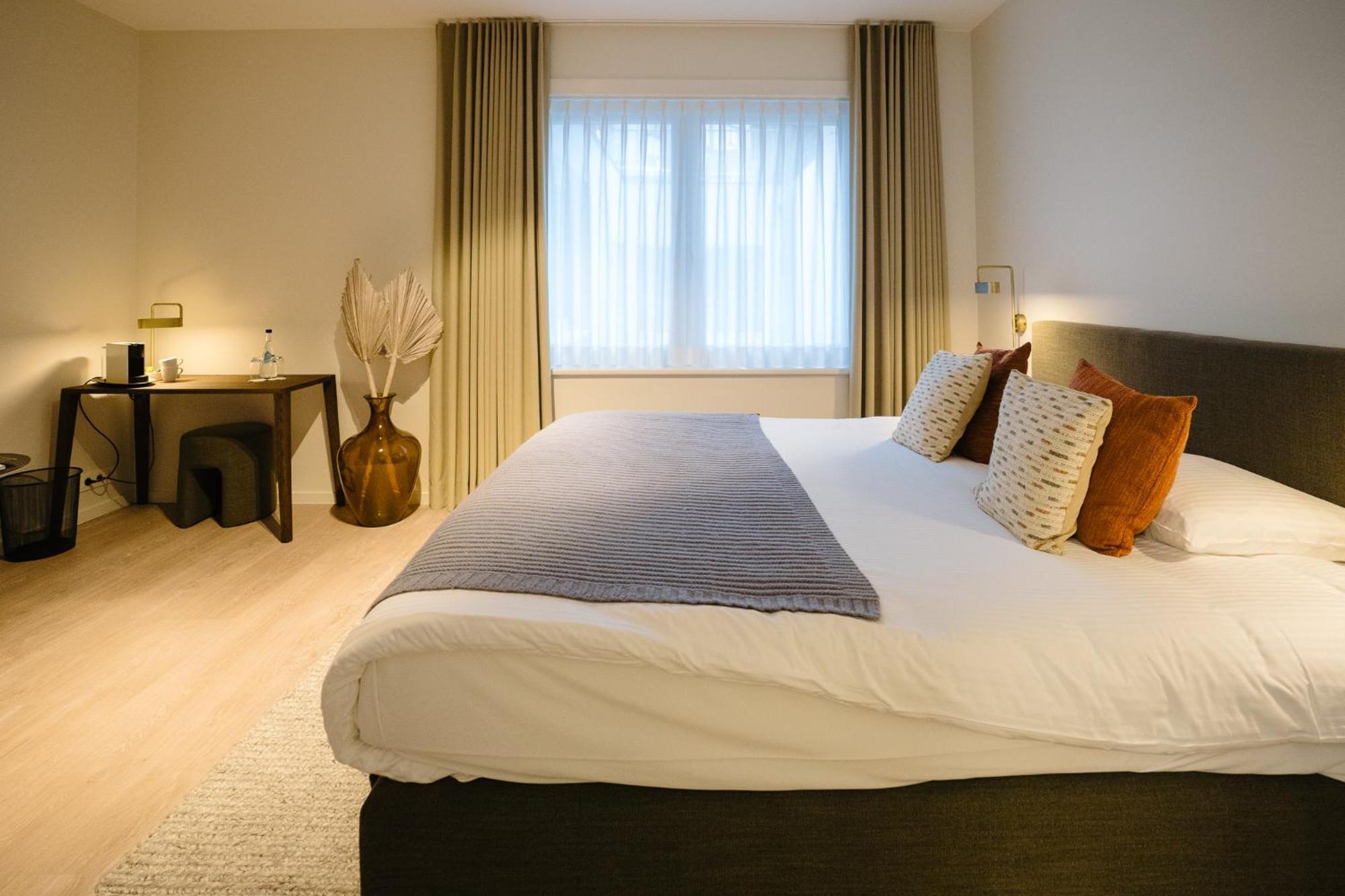 Hotel Du Bassin أوستيند المظهر الخارجي الصورة