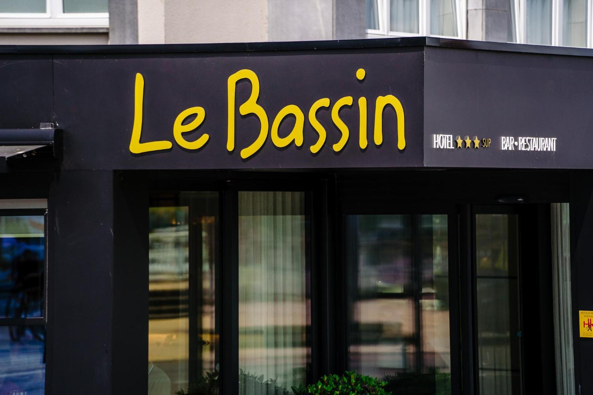 Hotel Du Bassin أوستيند المظهر الخارجي الصورة